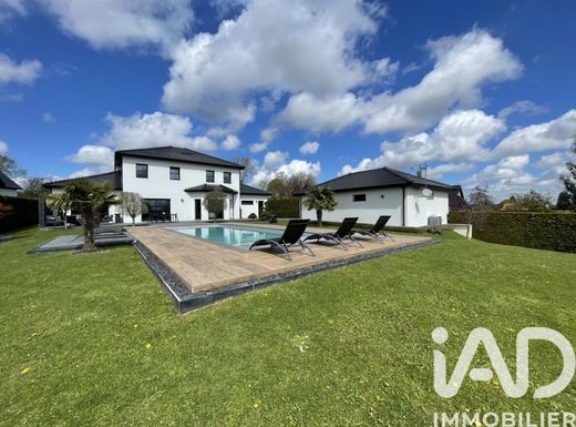 Villa a Mont-Saint-Éloi, Passo di Calais