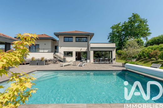 Villa in Villaz, Haute-Savoie