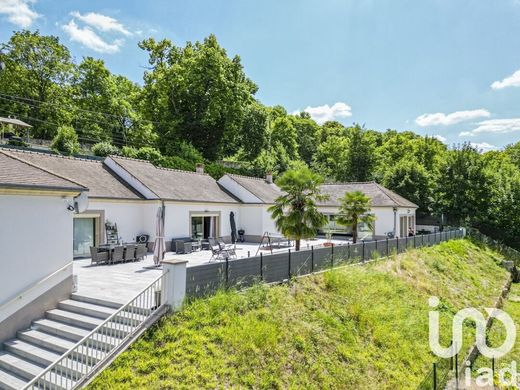 Villa in L'Isle-Adam, Val d'Oise