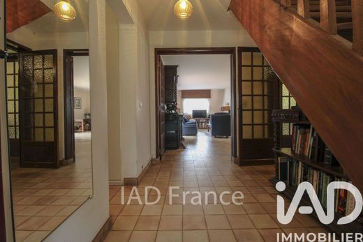 Villa en Feucherolles, Yvelines