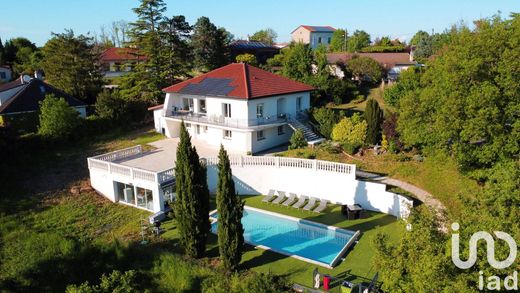 Willa w Dommartin, Rhône