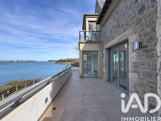 Villa in Saint-Malo, Ille-et-Vilaine