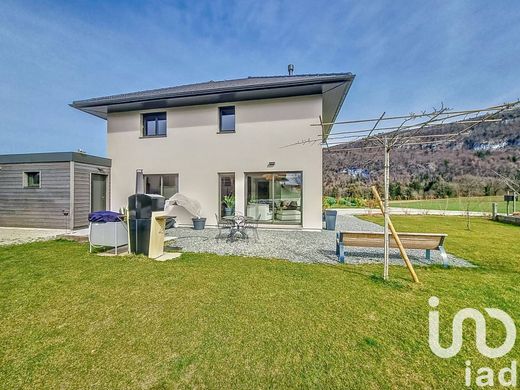 Villa in Quintal, Haute-Savoie