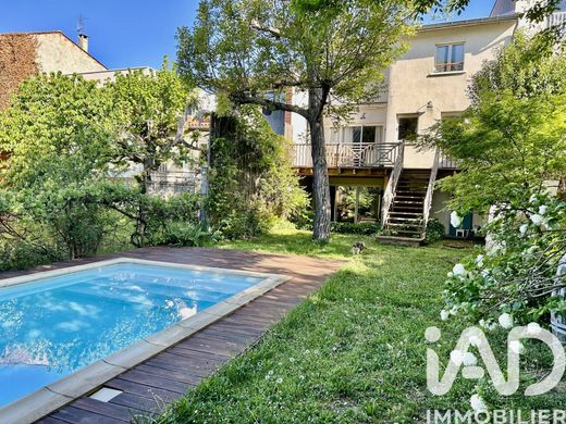 Villa in Bordeaux, Gironde
