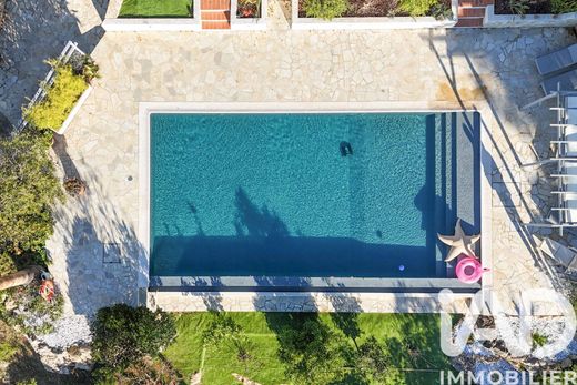 Villa in Sanary-sur-Mer, Var