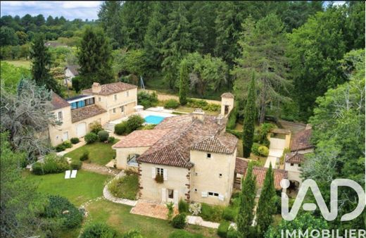 Villa a Mazeyrolles, Dordogna