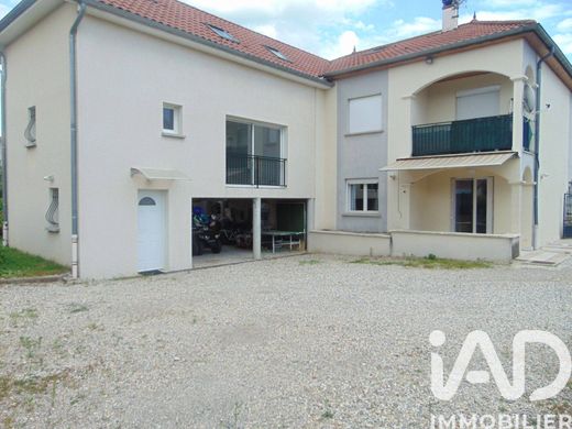 Villa in Chassieu, Rhône