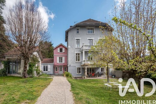 Villa à La Tronche, Isère