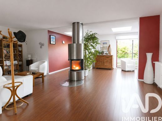 Villa in Rennes, Ille-et-Vilaine