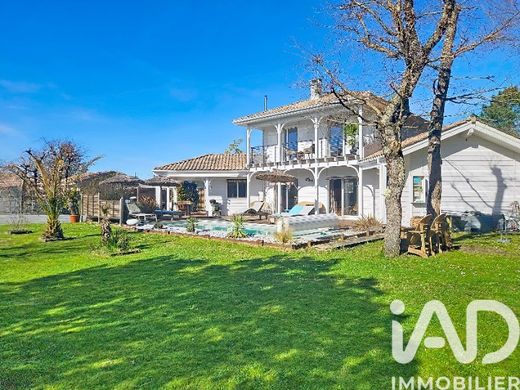 Villa à Gujan-Mestras, Gironde