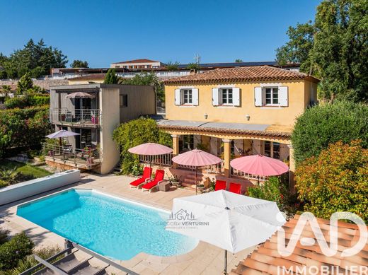 Villa in Fuveau, Bouches-du-Rhône