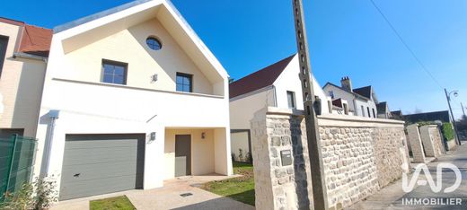 Villa in Vernouillet, Yvelines