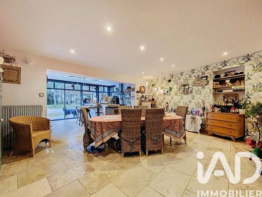 Willa w Saint-Joseph, Loire