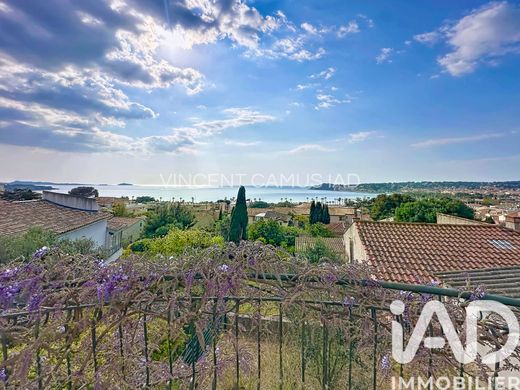 Villa in Six-Fours-les-Plages, Var