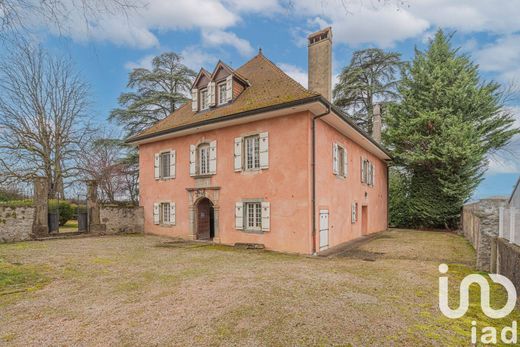 Villa in Allinges, Haute-Savoie