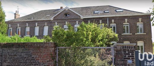 Edificio en Bruay-sur-l'Escaut, Norte