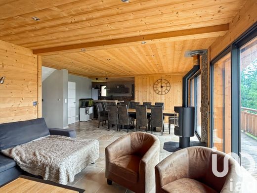 Villa en Taninges, Alta Saboya