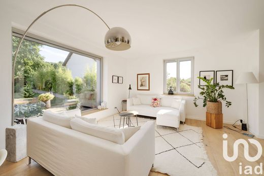 Villa in Essey-lès-Nancy, Meurthe et Moselle