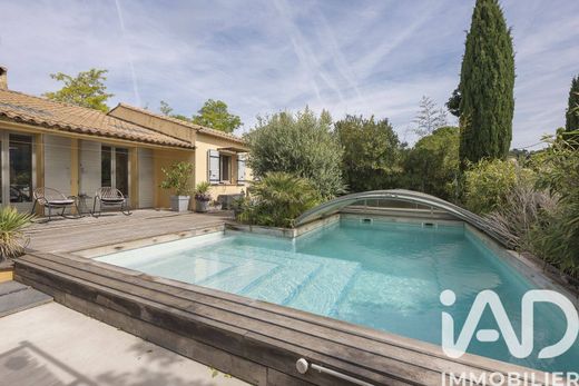 Villa in Éguilles, Bouches-du-Rhône