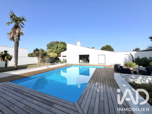 Villa in Aytré, Charente-Maritime