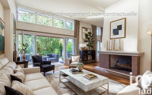 Willa w La Celle-Saint-Cloud, Yvelines