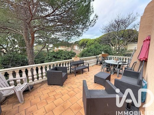 Вилла, Сет, Hérault