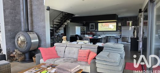 Villa Saint-Jean-Lespinasse, Lot