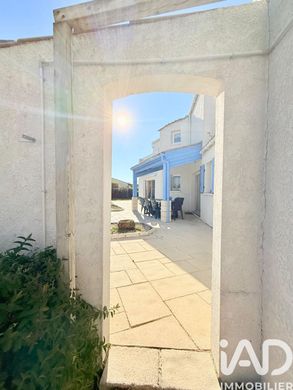 Villa in Puilboreau, Charente-Maritime