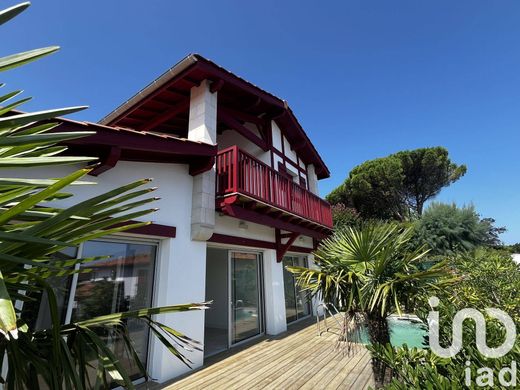 Villa in Urrugne, Pyrénées-Atlantiques