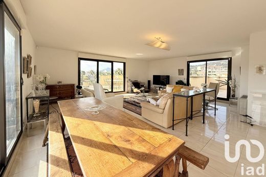 Piso / Apartamento en Hyerès, Var