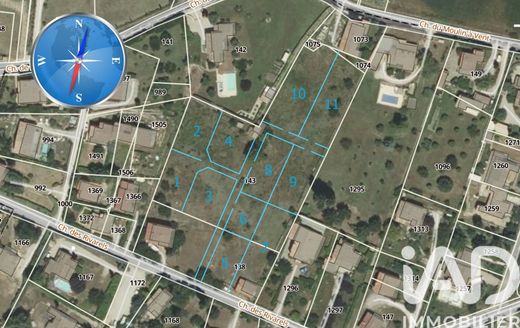 Terreno a Banon, Alpi dell'Alta Provenza