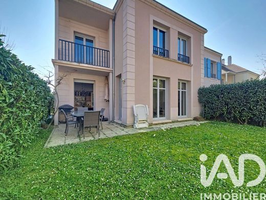 Villa in Marly-le-Roi, Yvelines