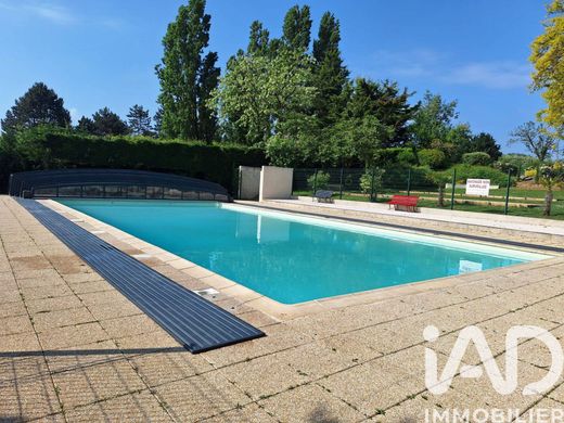 Villa in Villennes-sur-Seine, Yvelines