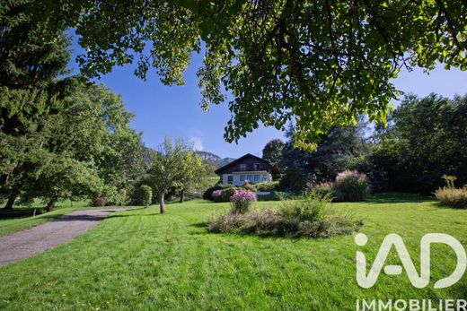 Villa in Saint-Eustache, Haute-Savoie