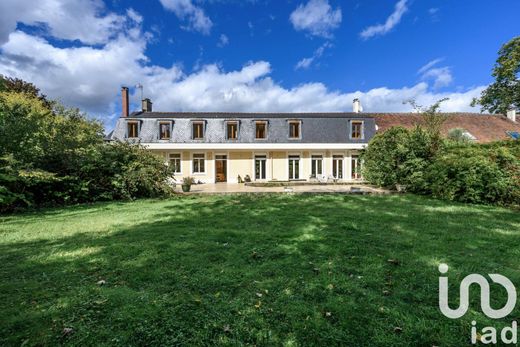 Villa in Ozoir-la-Ferrière, Seine-et-Marne
