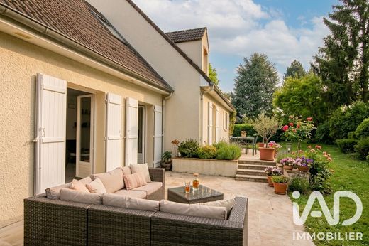 Villa in Villennes-sur-Seine, Yvelines
