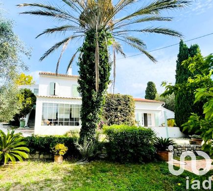 Villa in Sanary-sur-Mer, Var