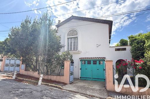 Villa a Cagnes-sur-Mer, Alpi Marittime