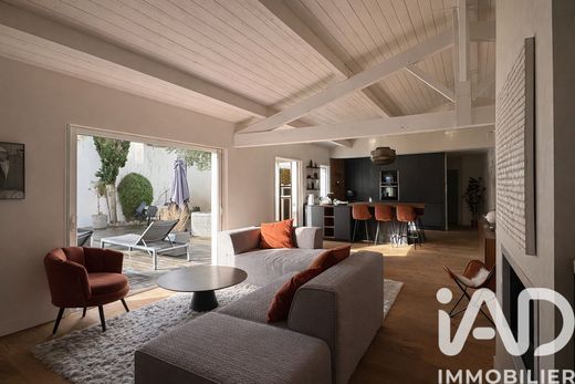 Villa in Puilboreau, Charente-Maritime