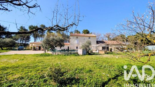 Villa in La Roque-sur-Pernes, Vaucluse