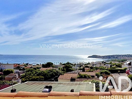 Villa in Six-Fours-les-Plages, Var