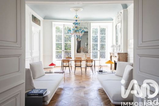 Apartment in Bordeaux, Gironde