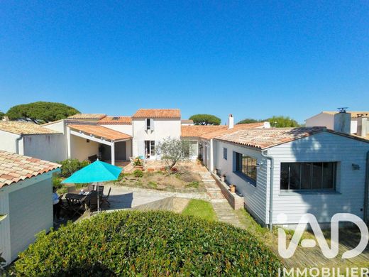 Villa in La Couarde-sur-Mer, Charente-Maritime