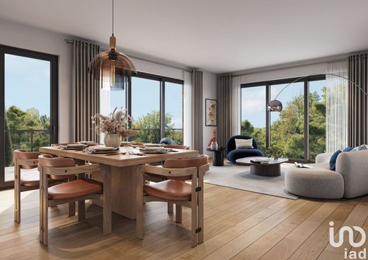 Piso / Apartamento en Chateauneuf de Grasse, Alpes Marítimos