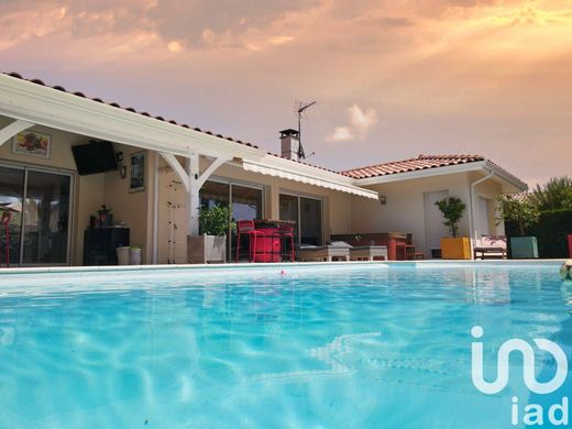 Villa in Soorts, Landes