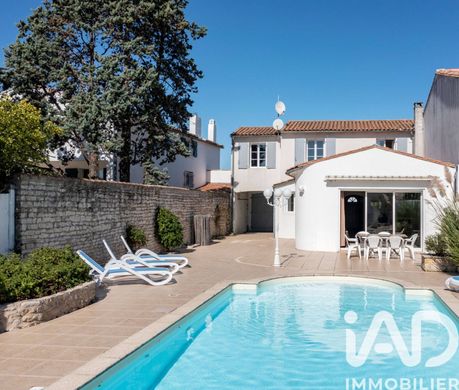 Villa in Rivedoux-Plage, Charente-Maritime