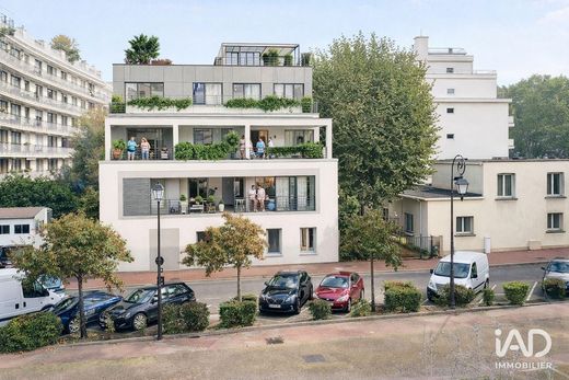 Piso / Apartamento en Saint-Cloud, Altos de Sena