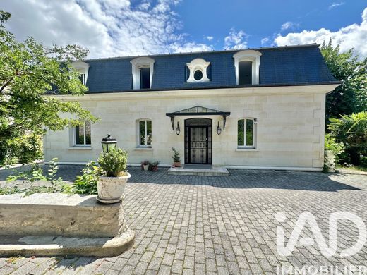Villa in Épinay-sur-Orge, Essonne