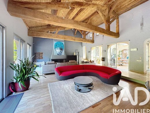 Villa in Limonest, Rhône