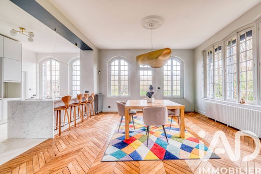 Βίλα σε Évreux, Eure